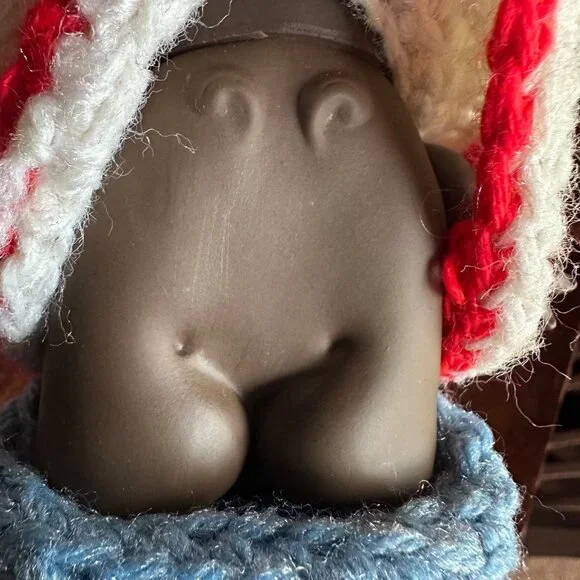 Vintage Kewpie Doll Dark Skin 7.5" Made In Korea W/ Handmade Knit Clothes - Rare - Picture 9 of 10